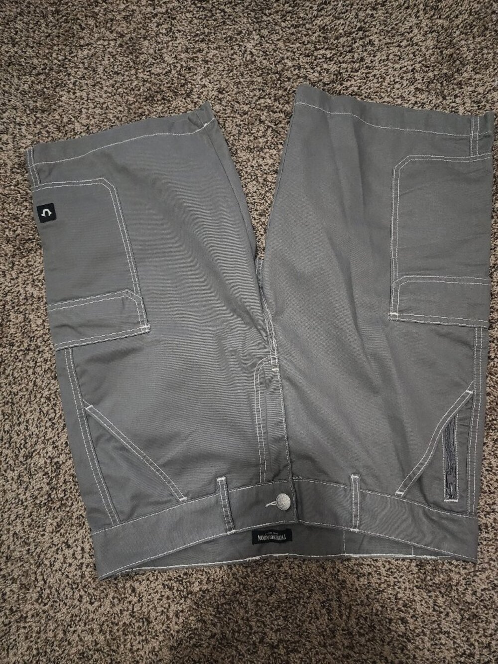 TRUE RELIGION CARGO SHORTS SIZE 34 SAME DAY SHIPPING BRAND NEW